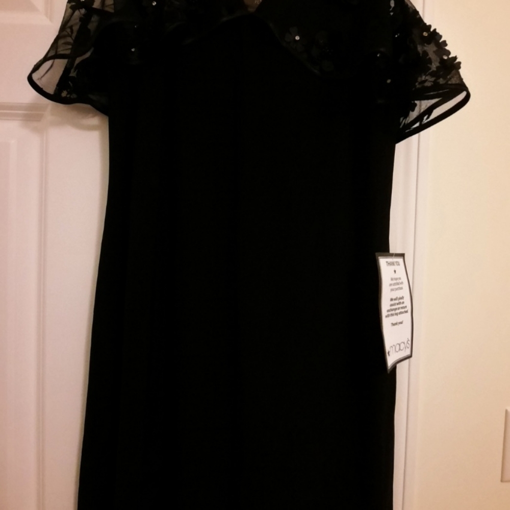 Black cocktail dress - Picture 2 of 2